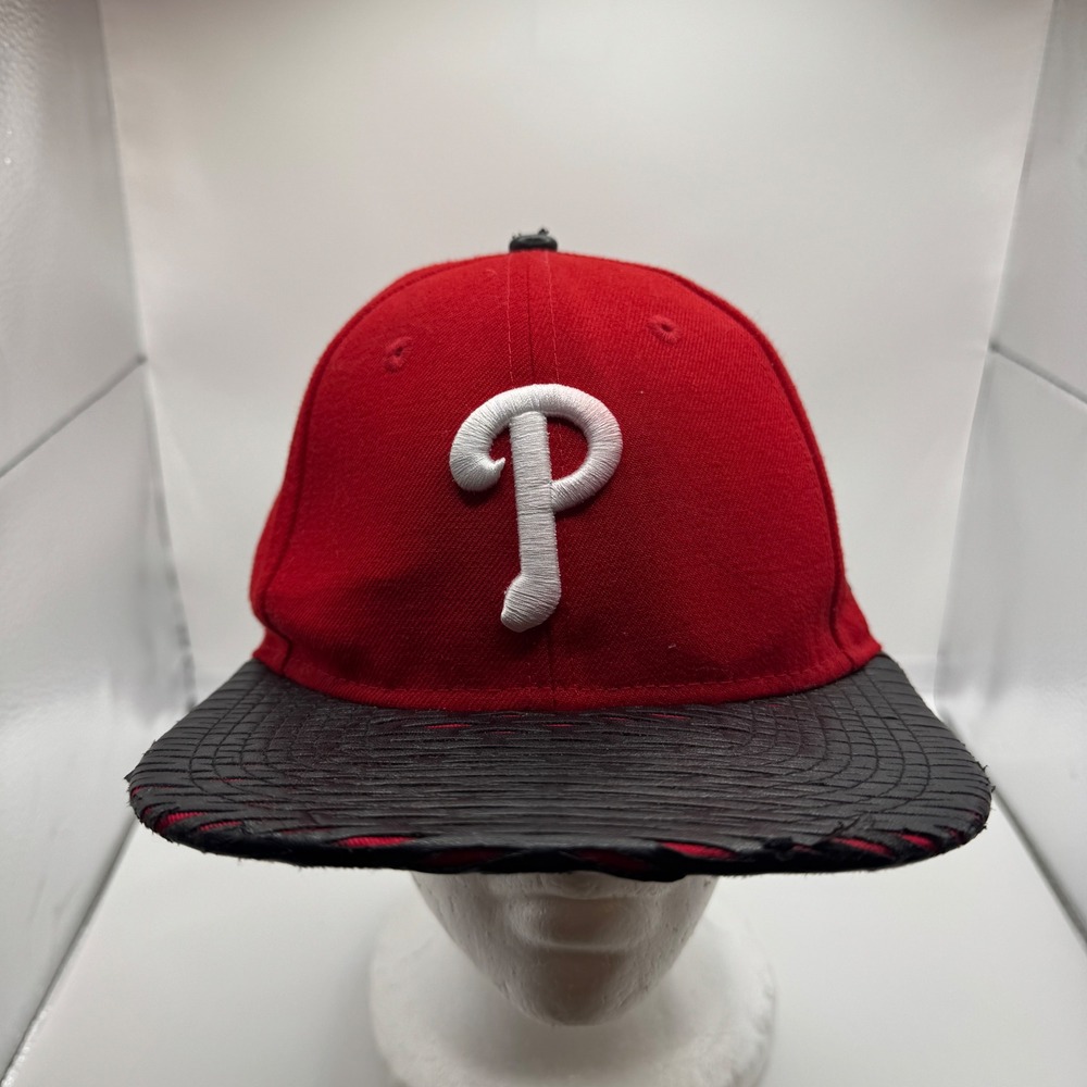 Philadelphia Phillies Hat Red Black Scale Brim Snapback New Era 9FIFTY Cap OSFM